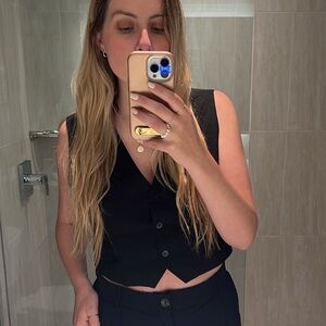 Zara Cropped Black Vest size Large